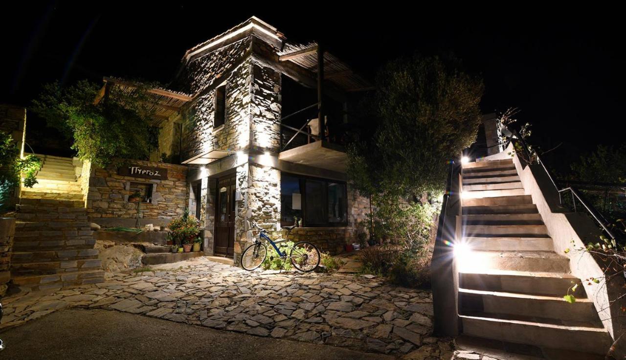 Pyrgos Traditional Village Agios Kirykos  Bagian luar foto