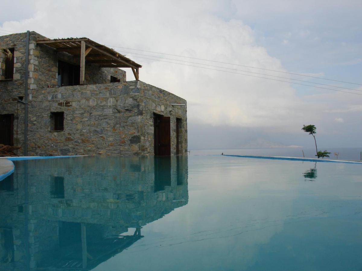 Pyrgos Traditional Village Agios Kirykos  Bagian luar foto