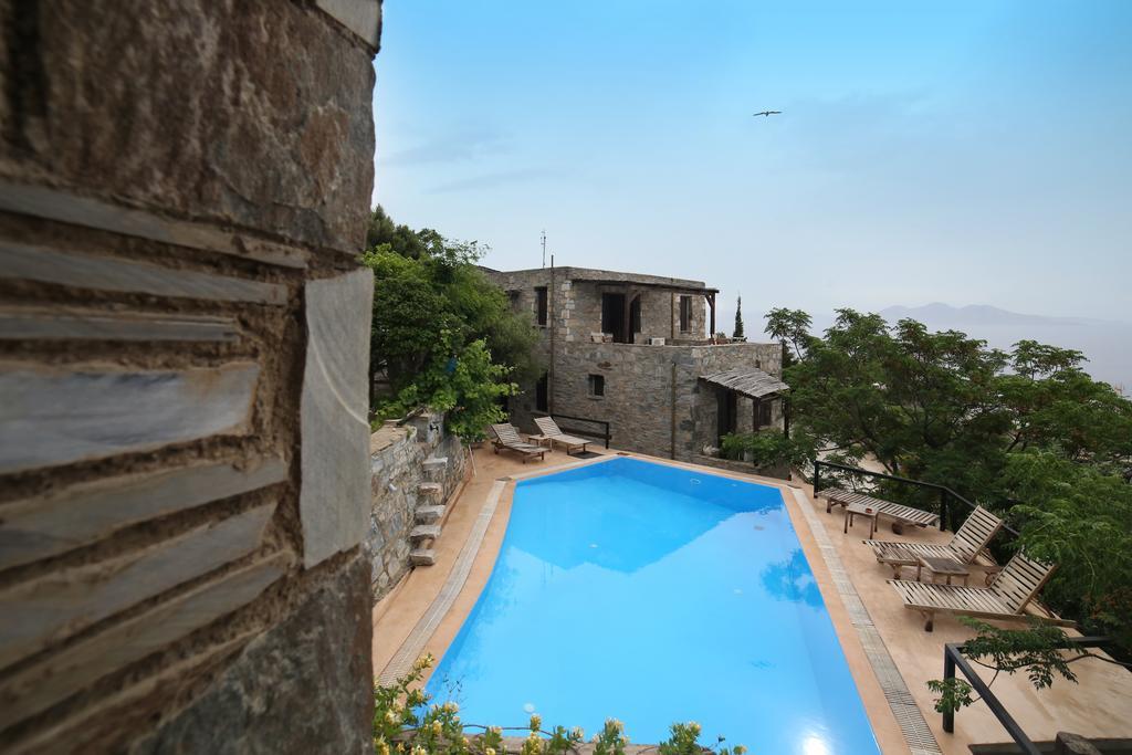 Pyrgos Traditional Village Agios Kirykos  Bagian luar foto