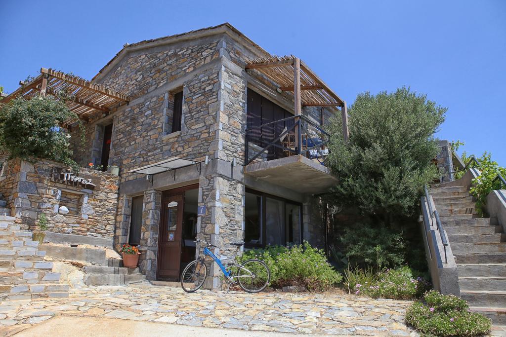 Pyrgos Traditional Village Agios Kirykos  Bagian luar foto